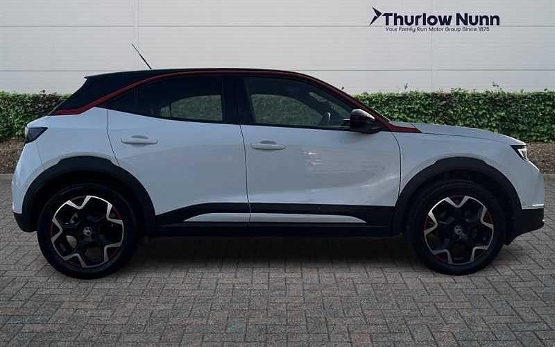 Used Vauxhall Mokka GS Line 131 HP (96 kW) 2022 White SUV