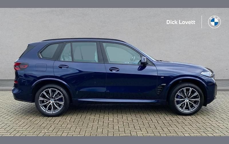 Used BMW X5 M Sport 294 HP (216 kW) 2023 Blue SUV