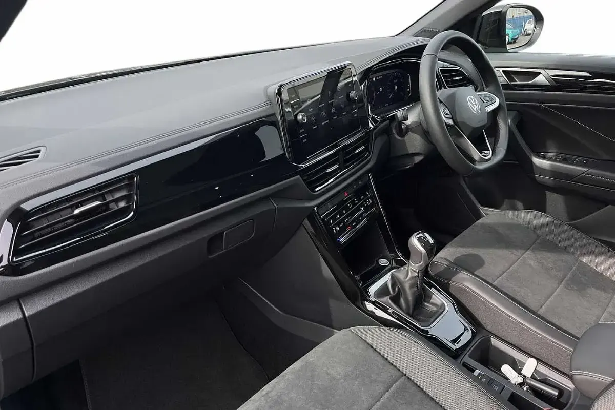 New VW T-Roc Design 2026 Black SUV