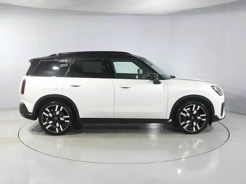 Used Mini Countryman 168 HP (123 kW) 2025 White SUV