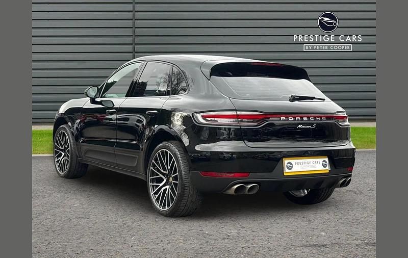 Used Porsche Macan S 348 HP (255 kW) 2019 Black SUV