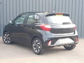 New Hyundai i10 Advanced 63 HP (46 kW) 2025 Black Hatchback