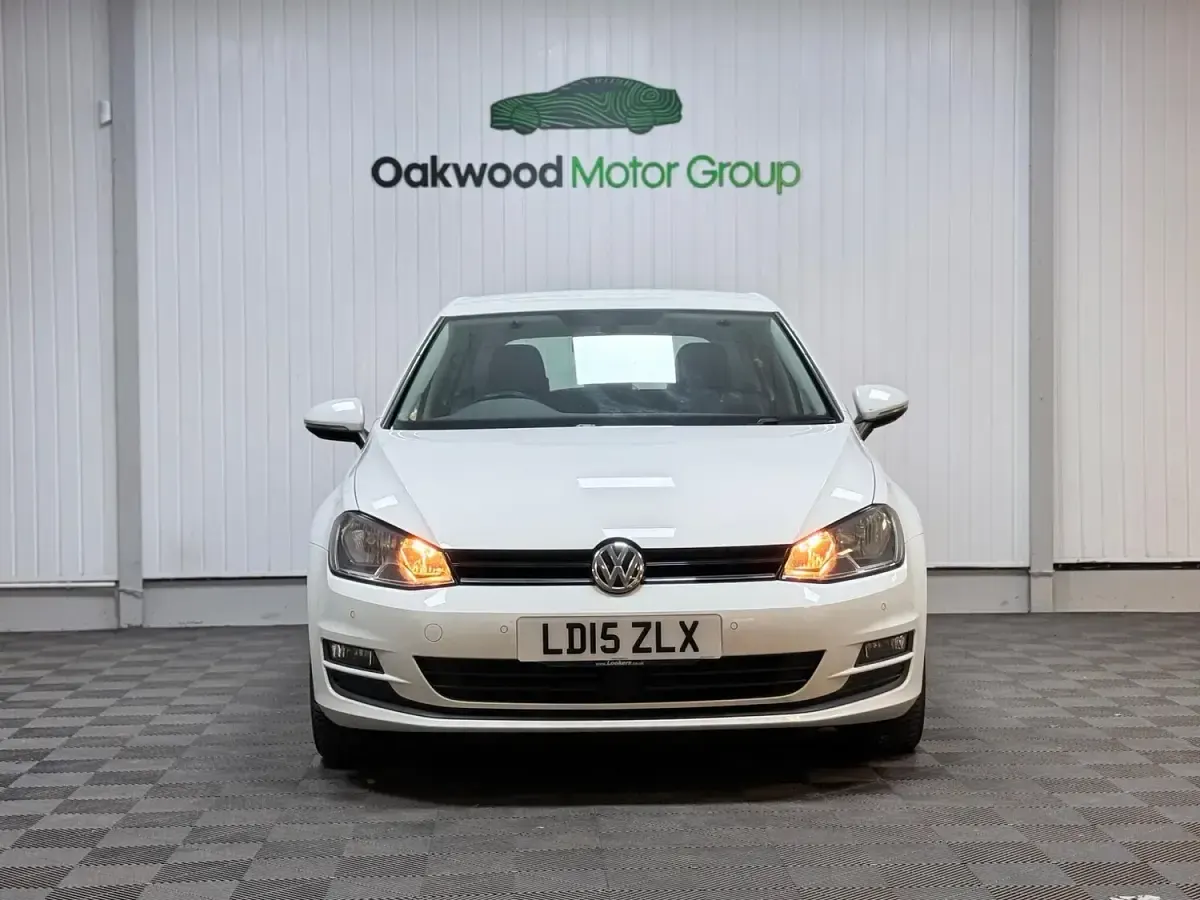 Used VW Golf VII Match 2015 White Hatchback
