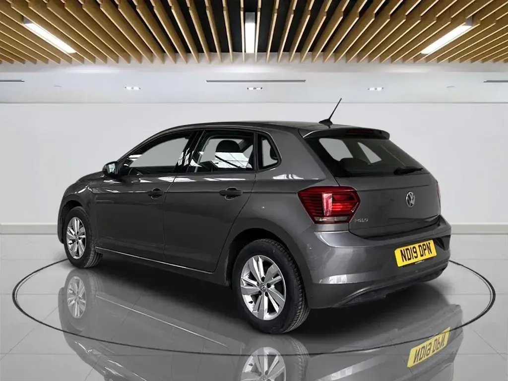 Used VW Polo Edition 95 HP (69 kW) 2019 Grey Hatchback