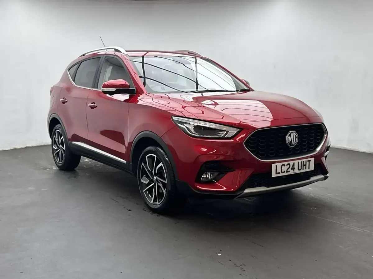 Used MG ZS Exclusive 106 HP (77 kW) 2024 Red SUV