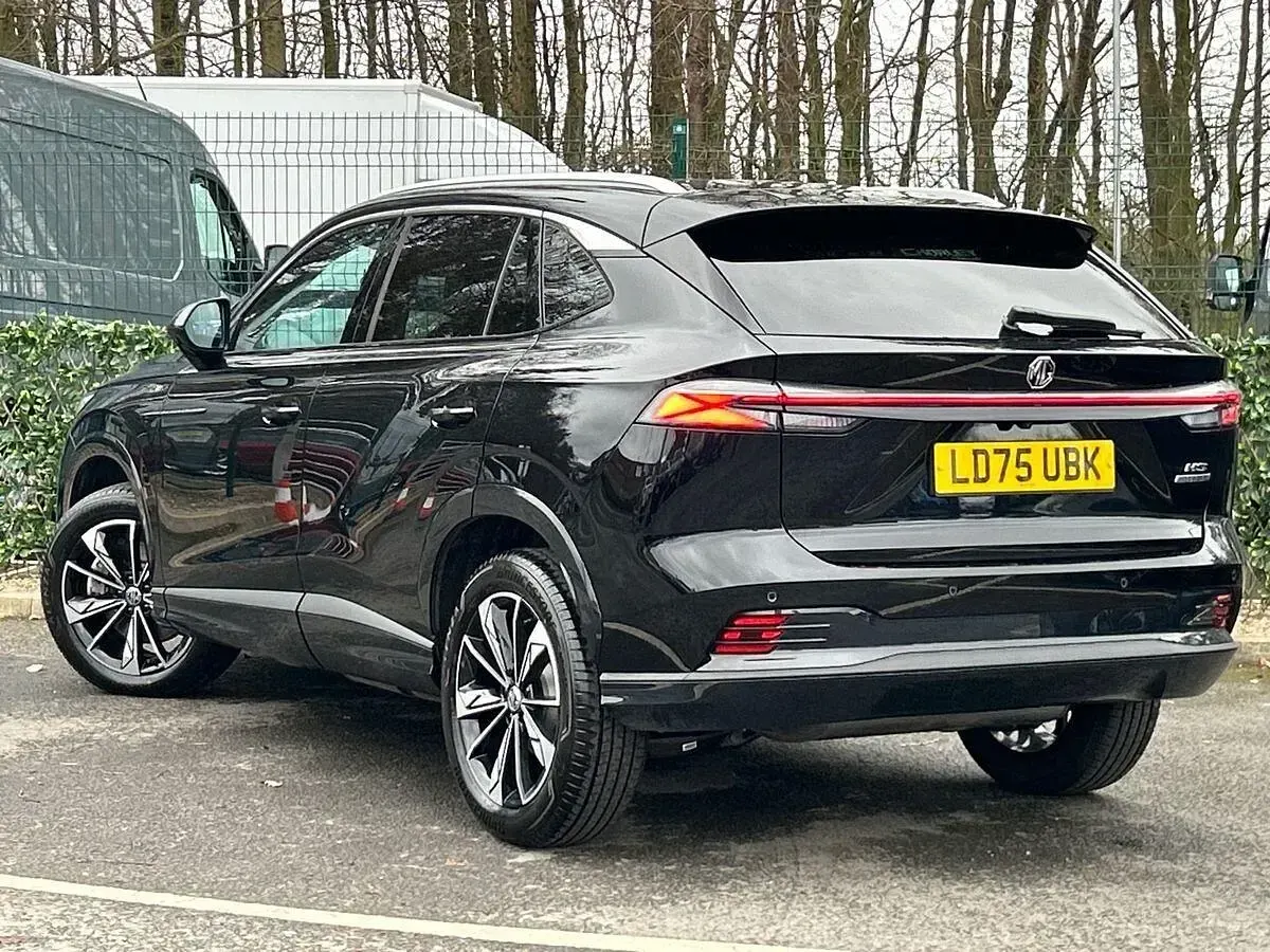 Usado MG HS Trophy 224 HP (164 kW) 2025 Preto SUV