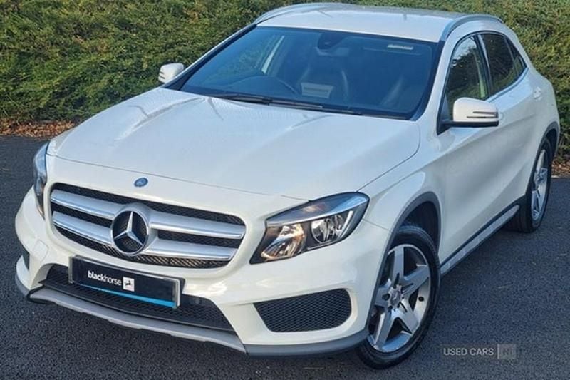 White Used 2016 Mercedes GLA200 AMG line SUV | £9,950 (Fair price) - Image 1/1