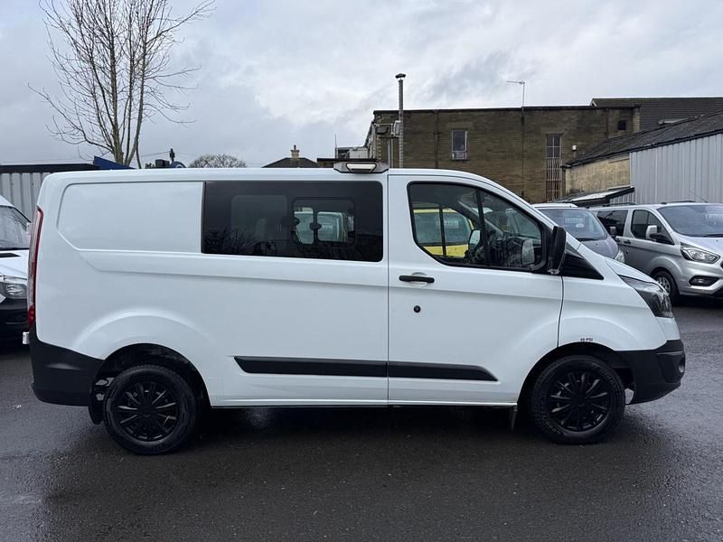 Used Ford Transit Custom 105 HP (77 kW) 2018 White Van