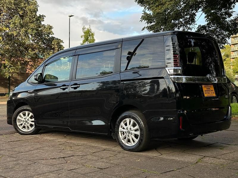 Used Toyota Noah 2018 Black MPV
