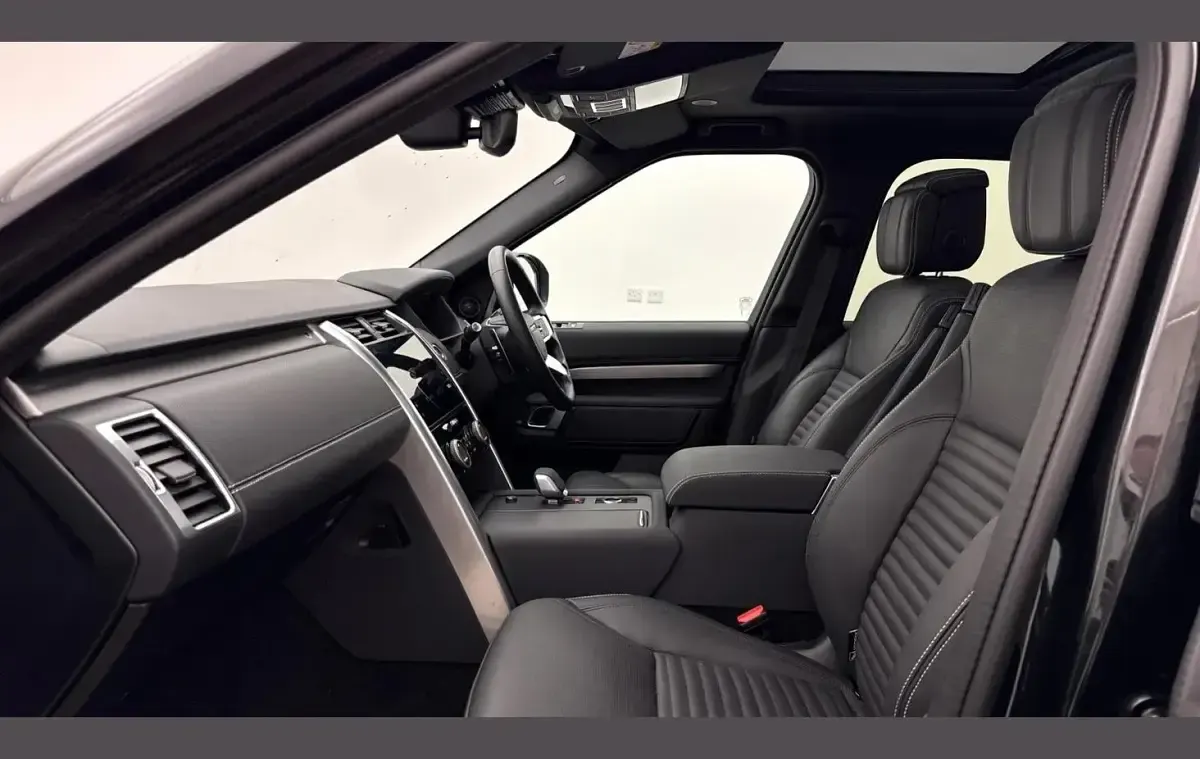 Used Land Rover Discovery HSE Dynamic 344 HP (253 kW) 2024 Black SUV