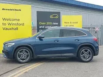 Used Mercedes GLA200 Executive 163 HP (119 kW) 2022 Blue SUV
