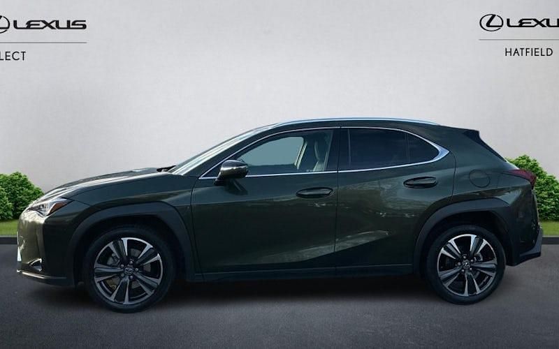 Used Lexus UX 300h 199 HP (146 kW) 2025 SUV