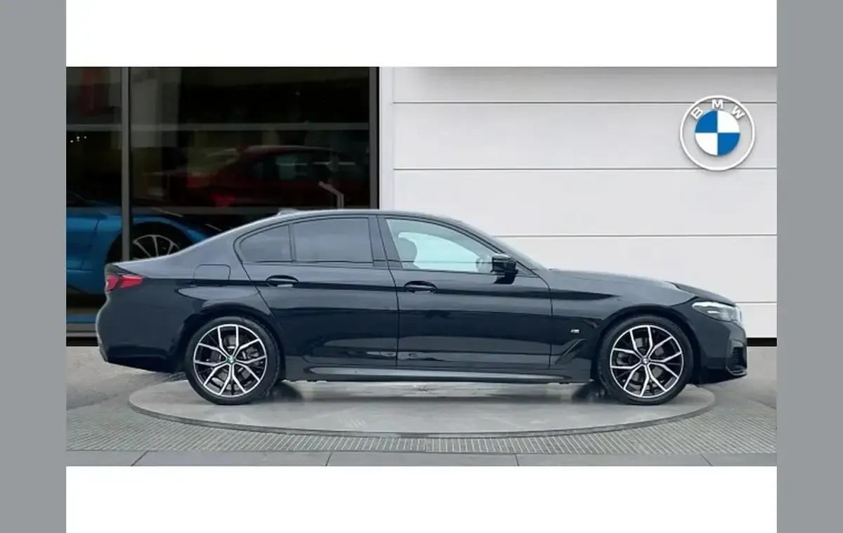 Used BMW 520 M Sport 187 HP (137 kW) 2021 Black Sedan