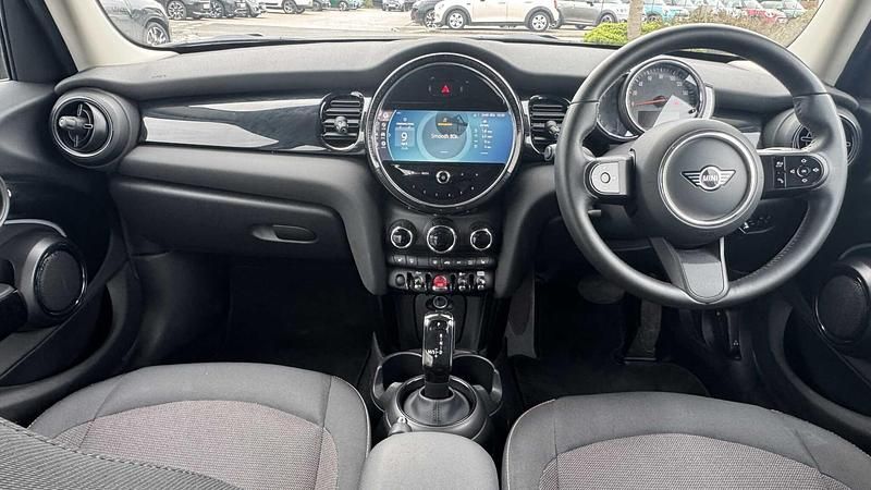 Used Mini Cooper Classic 134 HP (98 kW) 2023 Grey Hatchback