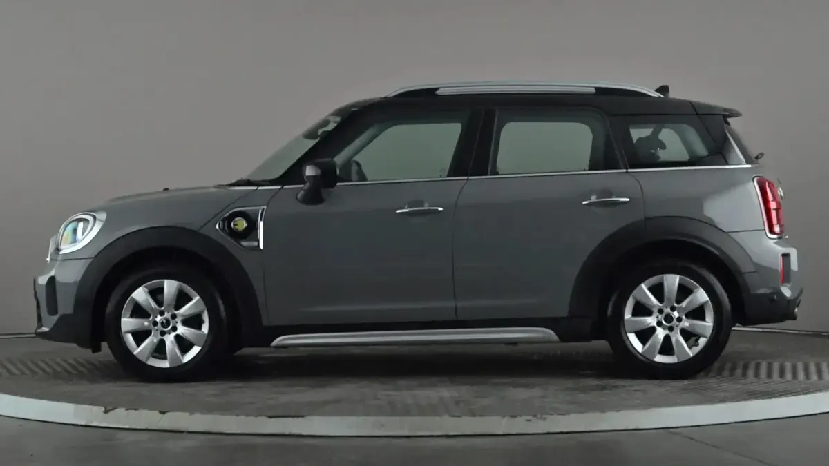 Begagnad Mini Cooper S Classic 220 HK (161 kW) 2022 Grå Halvkombi