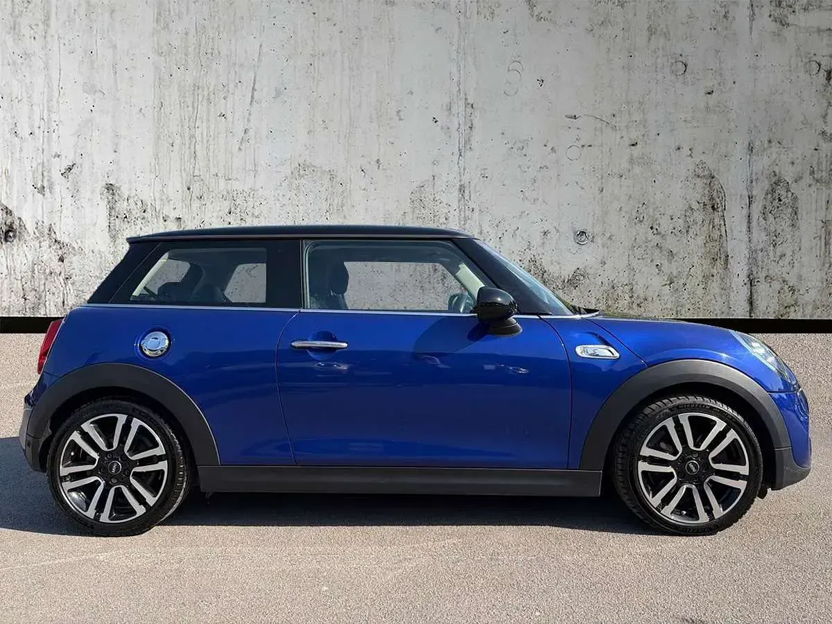 Used Mini Cooper S Exclusive 189 HP (139 kW) 2019 Blue Hatchback