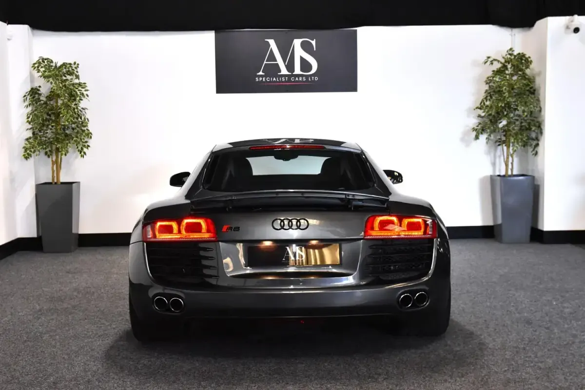 Used Audi R8 Coupé 2009 Grey Coupe