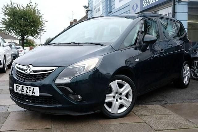 Used Vauxhall Zafira Tourer 138 HP (101 kW) 2015 Green MPV