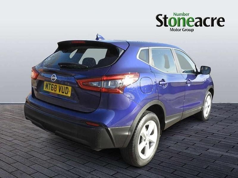 Used Nissan Qashqai Acenta Premium 115 HP (84 kW) 2018 Blue SUV