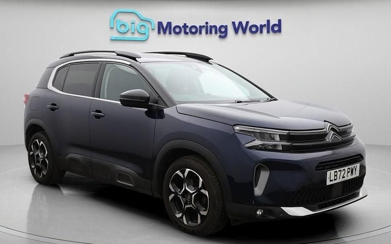 Blue Used 2022 Citroën C5 Shine Hatchback | £15,300 (Good price) - Image 1/4