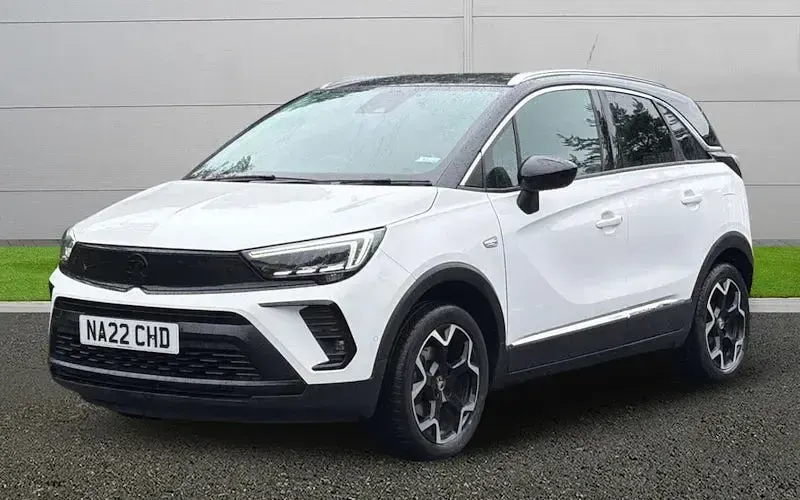 Used Vauxhall Crossland Ultimate 131 HP (96 kW) 2021 White SUV
