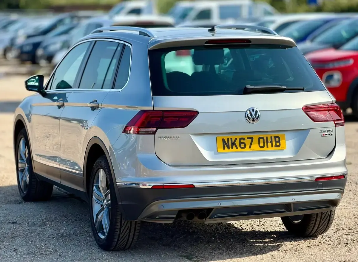 Used VW Tiguan SEL 180 HP (132 kW) 2017 Silver SUV