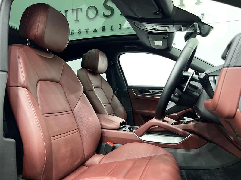 Used Porsche Cayenne 2023 Silver SUV