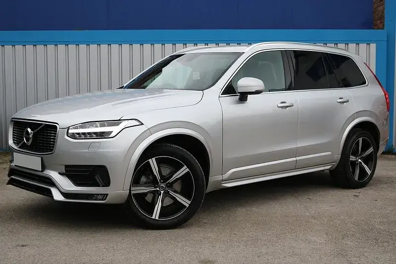 Used Volvo XC90 R-Design 235 HP (172 kW) 2017 Silver SUV