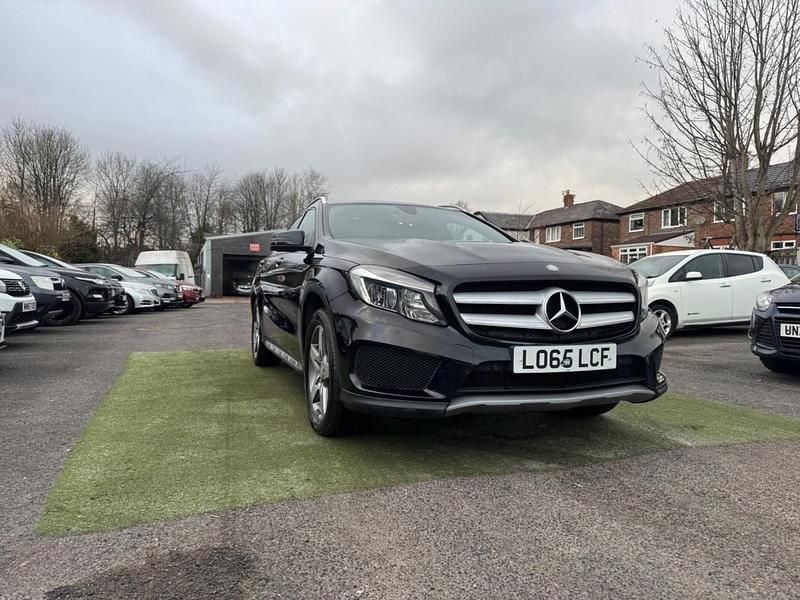 Black Used 2015 Mercedes GLA200 AMG line SUV | £6,800 (Fair price) - Image 1/4