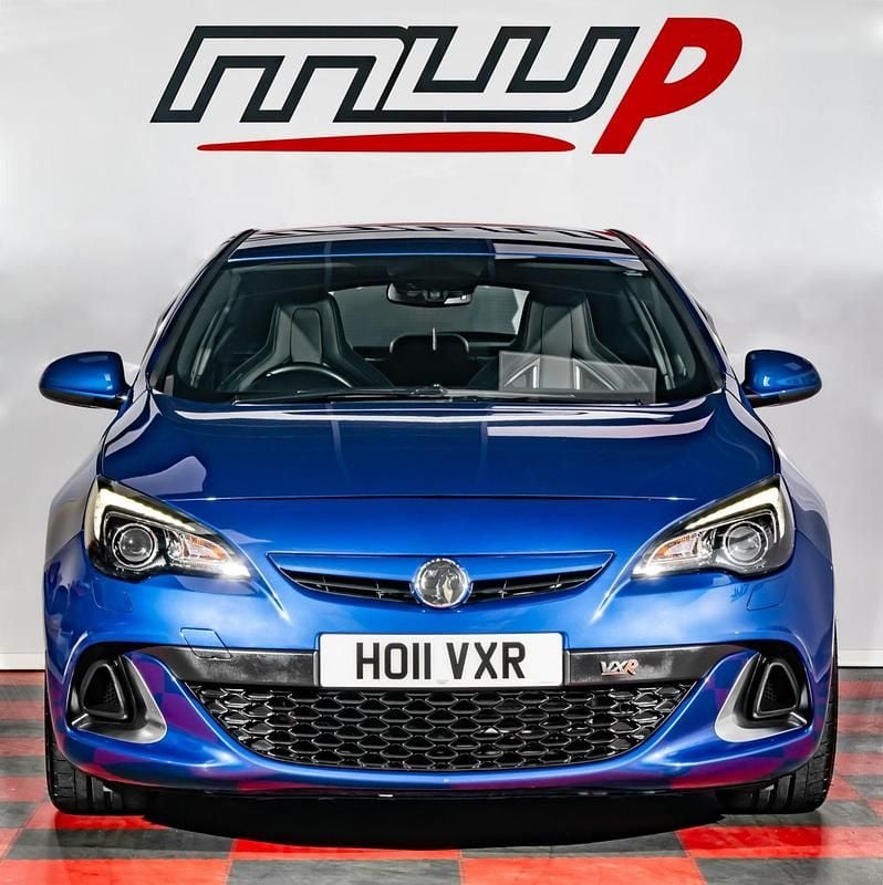Used Vauxhall Astra GTC 2017 Blue Hatchback