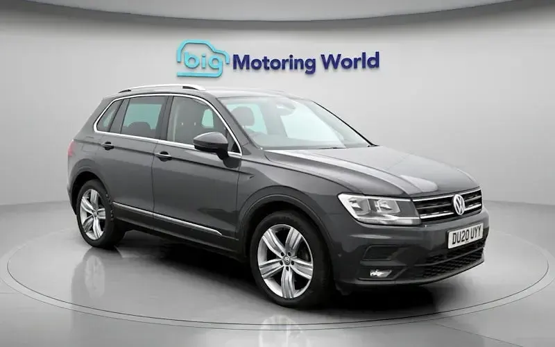 Usado VW Tiguan Match 150 HP (110 kW) 2020 Cinzento SUV