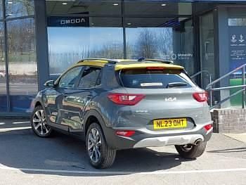 Used Kia Stonic 99 HP (72 kW) 2023 Grey SUV