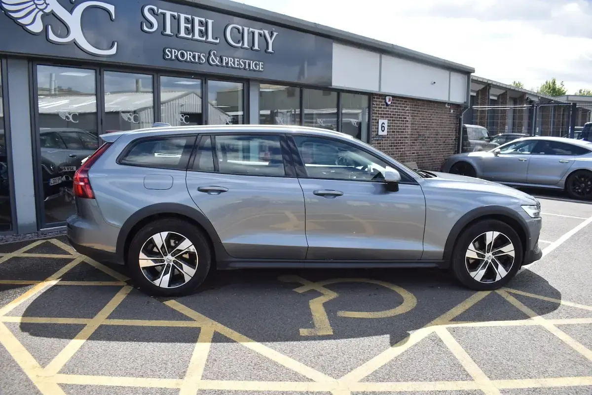 Used Volvo V60 CC Plus 2019 Grey Estate