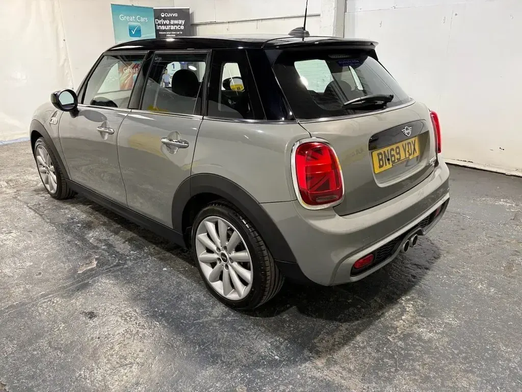 Used Mini Cooper S Classic 192 HP (141 kW) 2019 Grey Hatchback