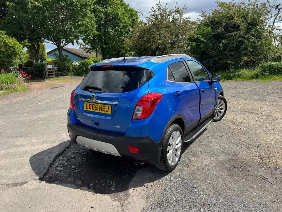 Used Vauxhall Mokka 140 HP (102 kW) 2015 Blue SUV