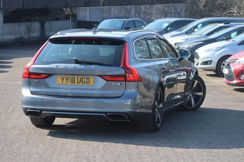 Used Volvo V90 R-Design Pro 2018 Grey Estate
