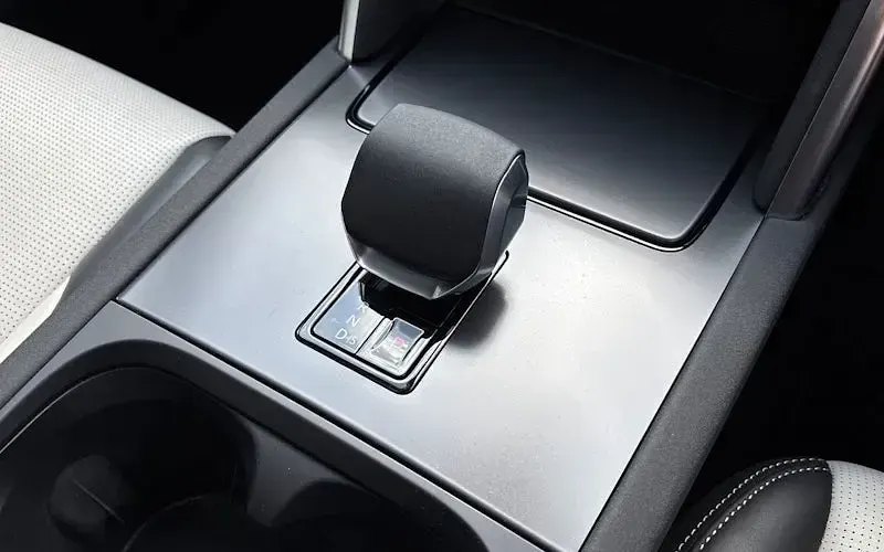 Used Land Rover Discovery Sport HSE Dynamic 204 HP (150 kW) 2024 Blue SUV