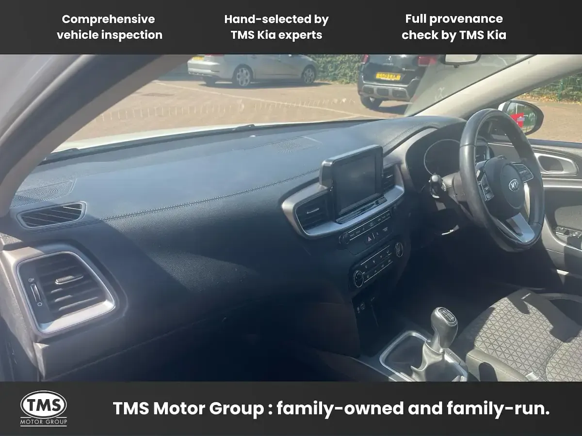 Used Kia Ceed 136 HP (100 kW) 2019 White Hatchback