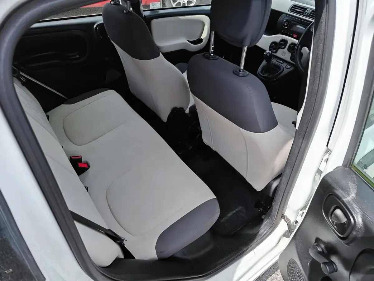 Used Fiat Panda Easy 69 HP (50 kW) 2015 White Hatchback