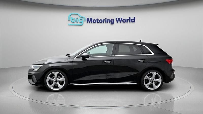 Begagnad Audi A3 S-Line 148 HK (108 kW) 2022 Sedan