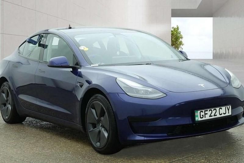 Used Tesla Model 3 Standard Range Plus 366 kW (498 HP) 2022 Sedan