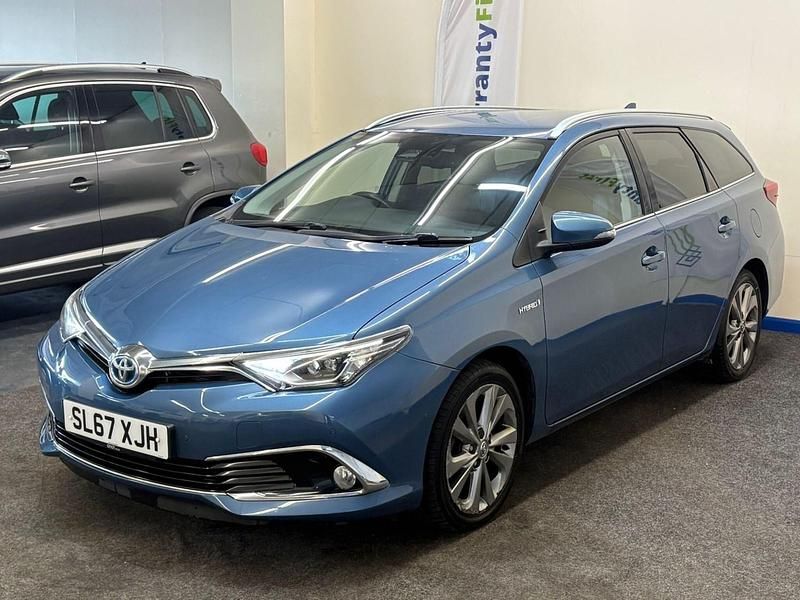 Used Toyota Auris Hybrid 2017 Blue Estate