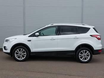 Used Ford Kuga Titanium 120 HP (88 kW) 2018 White SUV