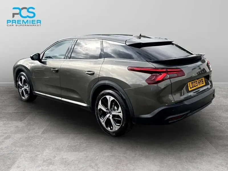 Used Citroën C5 X PureTech 127 HP (93 kW) 2023 Amazonite grey Estate