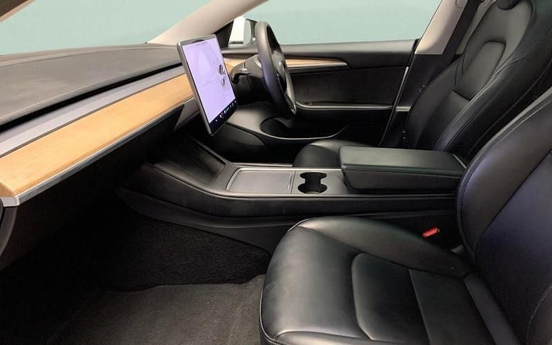 Used Tesla Model 3 RWD 180 kW (245 HP) 2023 Sedan