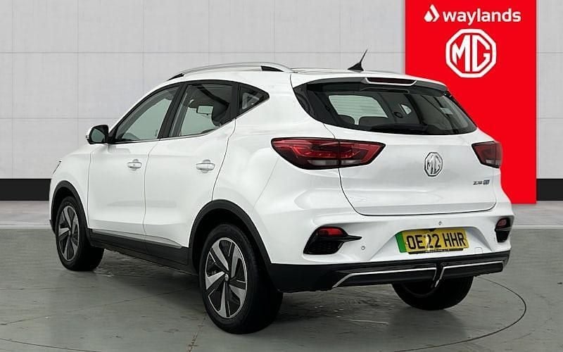 Used MG ZS Trophy 114 kW (156 HP) 2022 White SUV