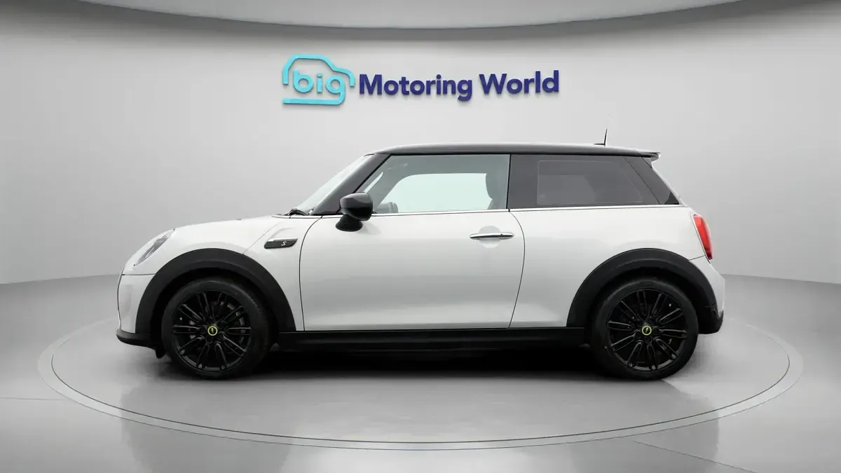 Used Mini Cooper SE Hatch 135 kW (184 HP) 2022 Hatchback