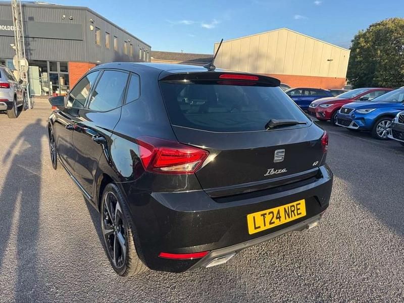Used Seat Ibiza FR Sport 94 HP (69 kW) 2024 Black Hatchback