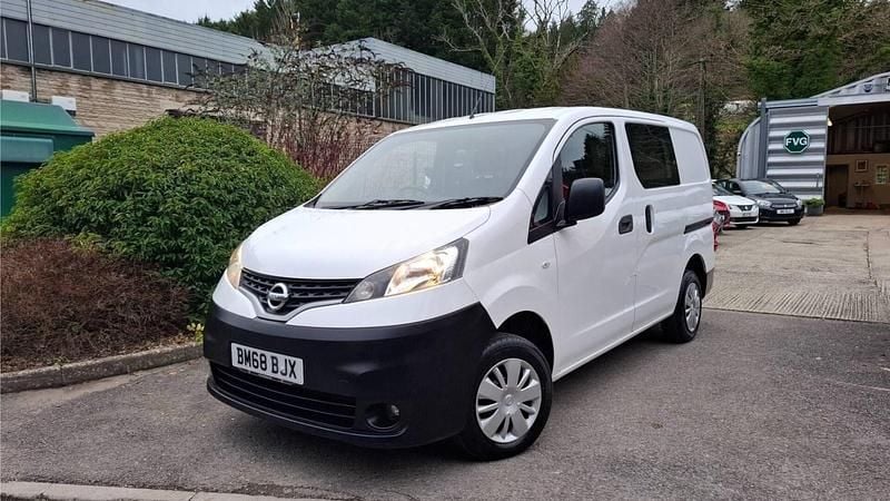 White Used 2019 Nissan NV200 Acenta MPV | £9,650 (Fair price) - Image 1/1