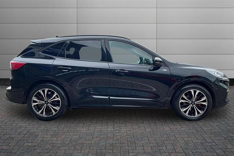 Used Ford Kuga ST-Line X 190 HP (139 kW) 2023 Agate black SUV